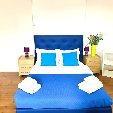 Classic Chiado 1 - Central Guest House Room With Shared Bathroom Lisboa Dış mekan fotoğraf