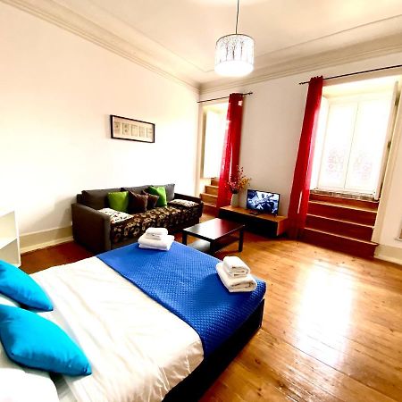 Classic Chiado 1 - Central Guest House Room With Shared Bathroom Lisboa Dış mekan fotoğraf