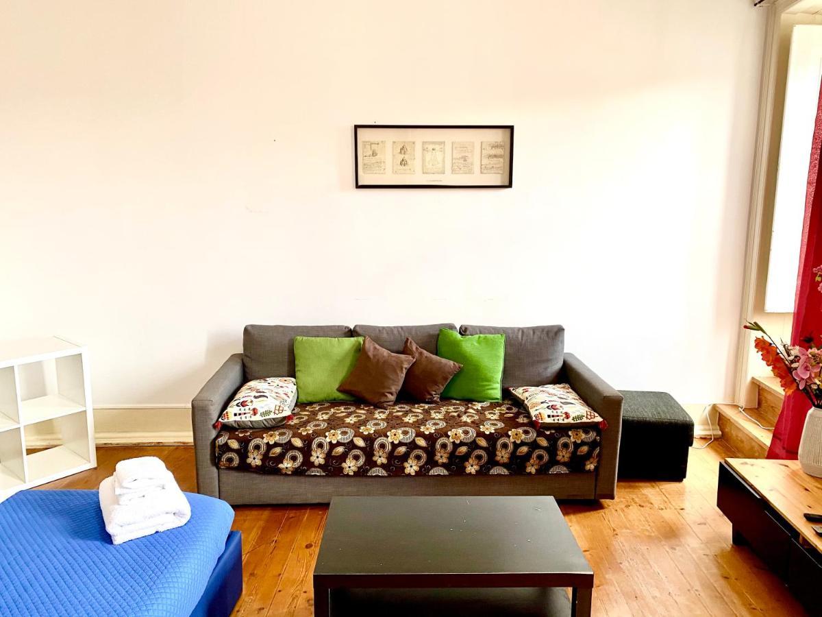 Classic Chiado 1 - Central Guest House Room With Shared Bathroom Lisboa Dış mekan fotoğraf