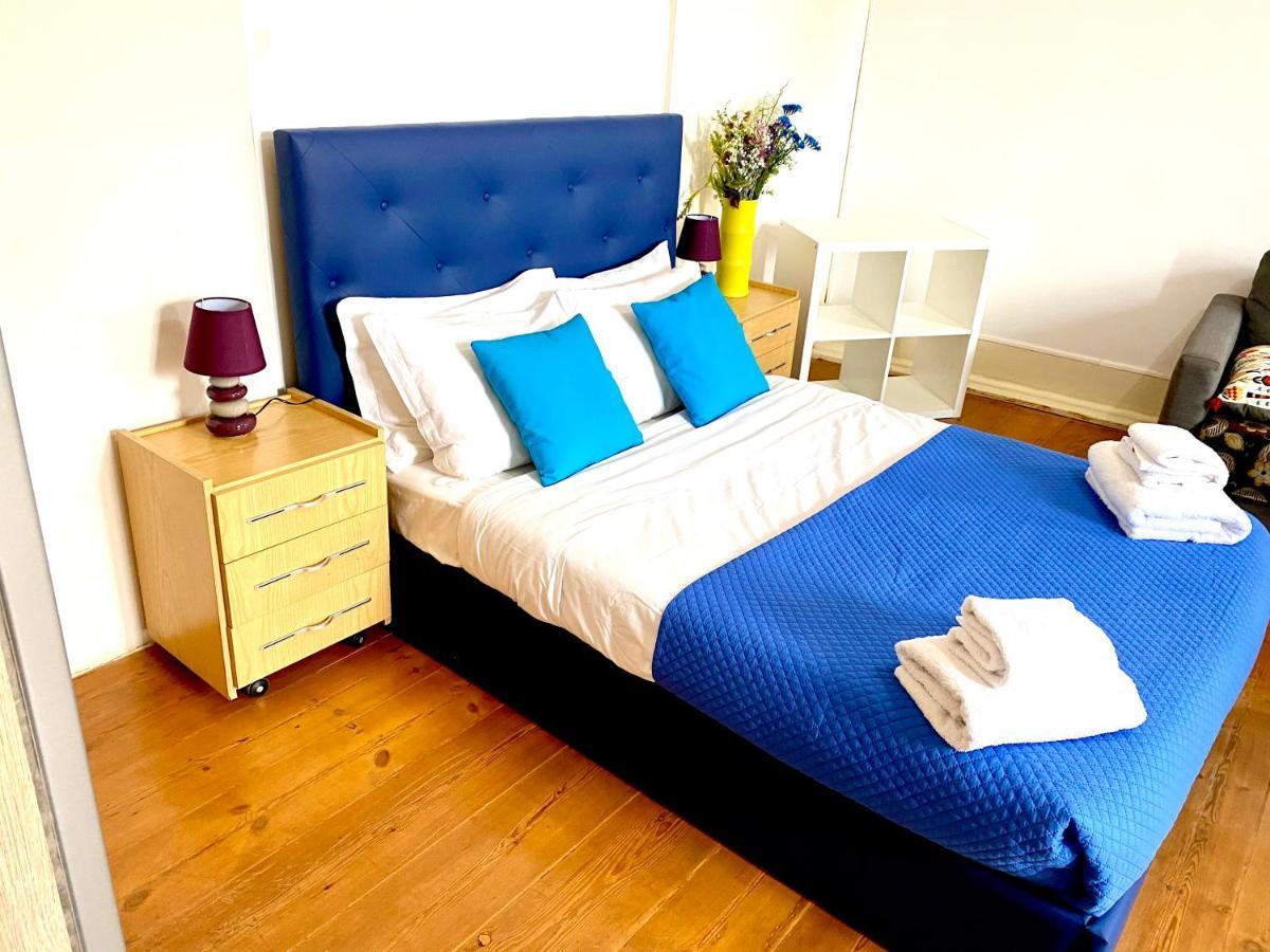 Classic Chiado 1 - Central Guest House Room With Shared Bathroom Lisboa Dış mekan fotoğraf