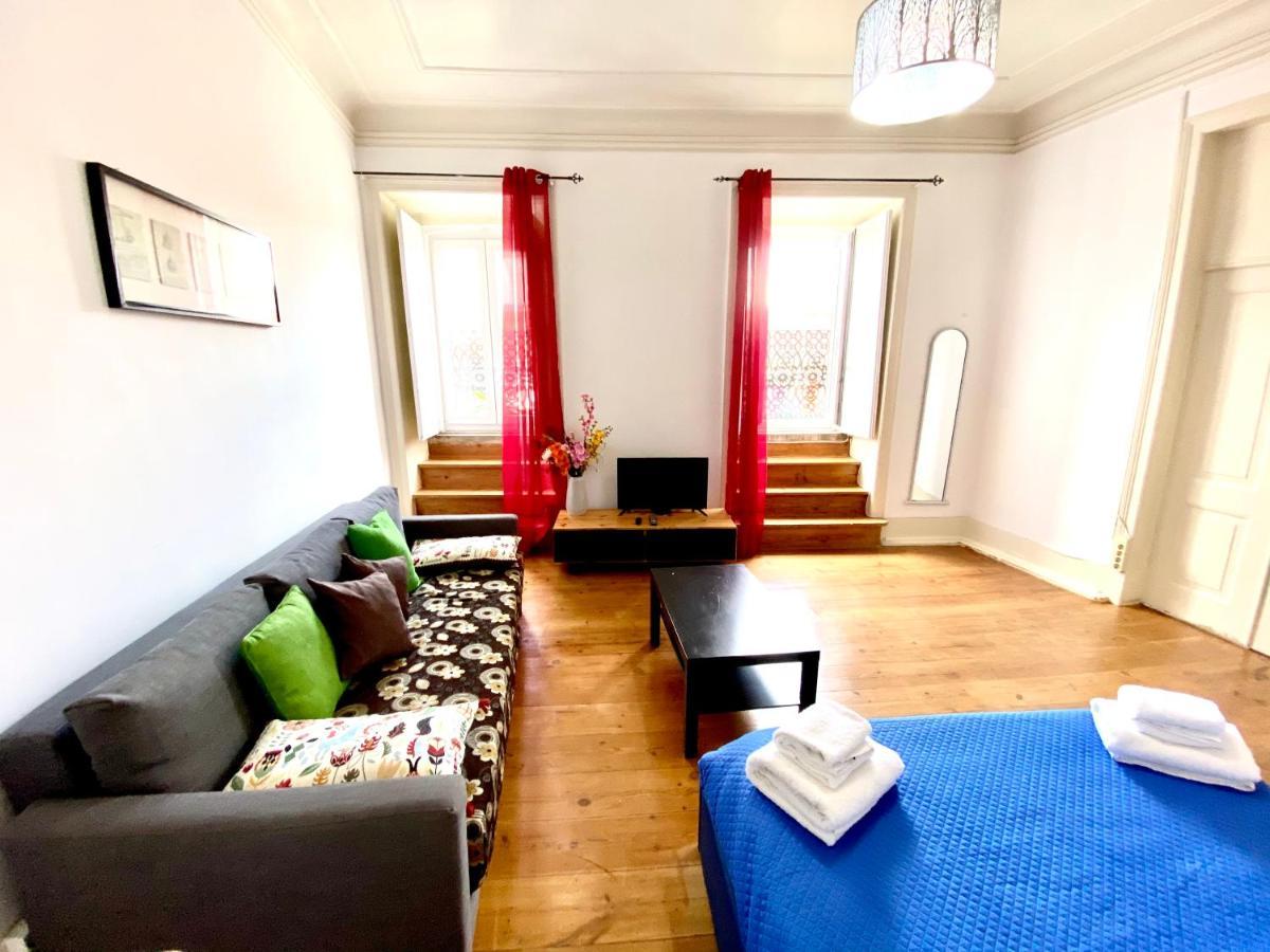 Classic Chiado 1 - Central Guest House Room With Shared Bathroom Lisboa Dış mekan fotoğraf