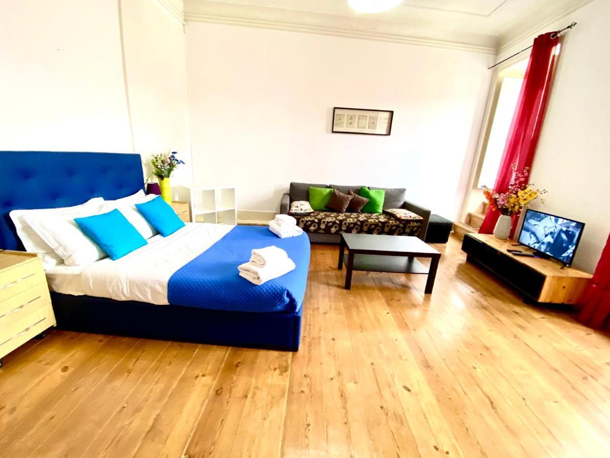 Classic Chiado 1 - Central Guest House Room With Shared Bathroom Lisboa Dış mekan fotoğraf